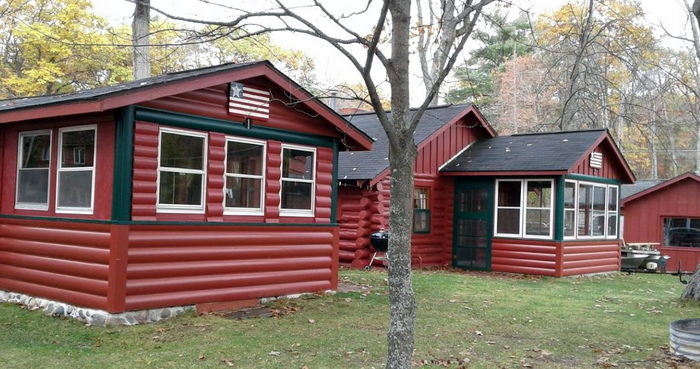 Foughts Resort (Lakewoods Resort) - Web Listing (newer photo)